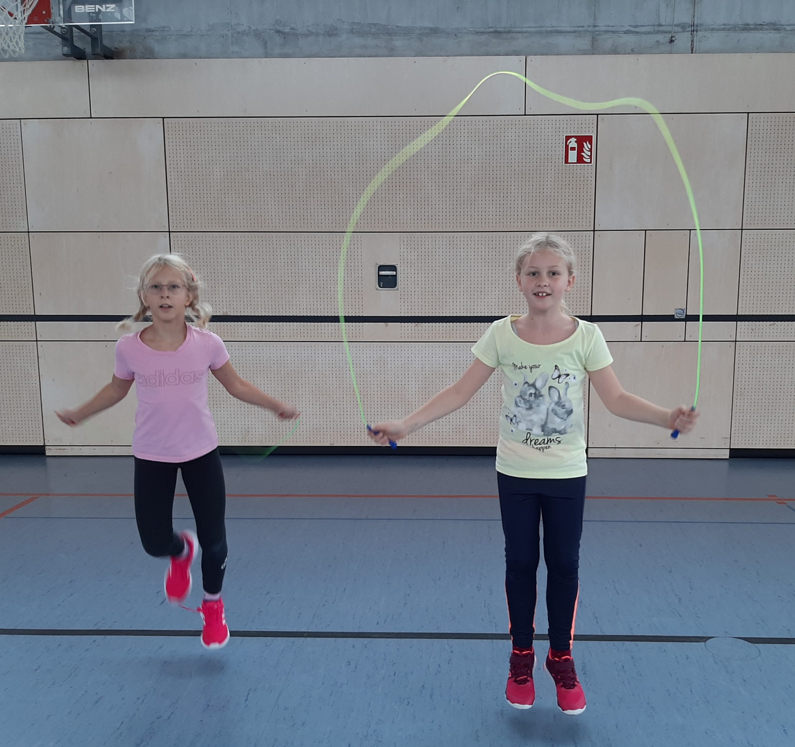 Read more about the article Rope-Skipping für die Klassen 3a und 3b